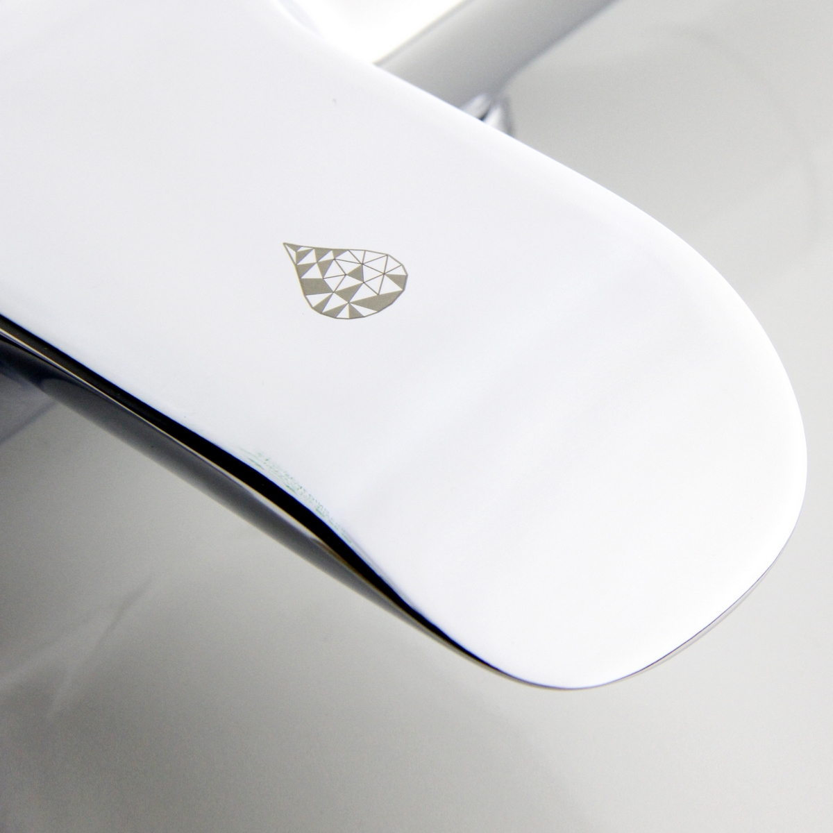 Badkarsblandare Bathlife Brusa Tapp