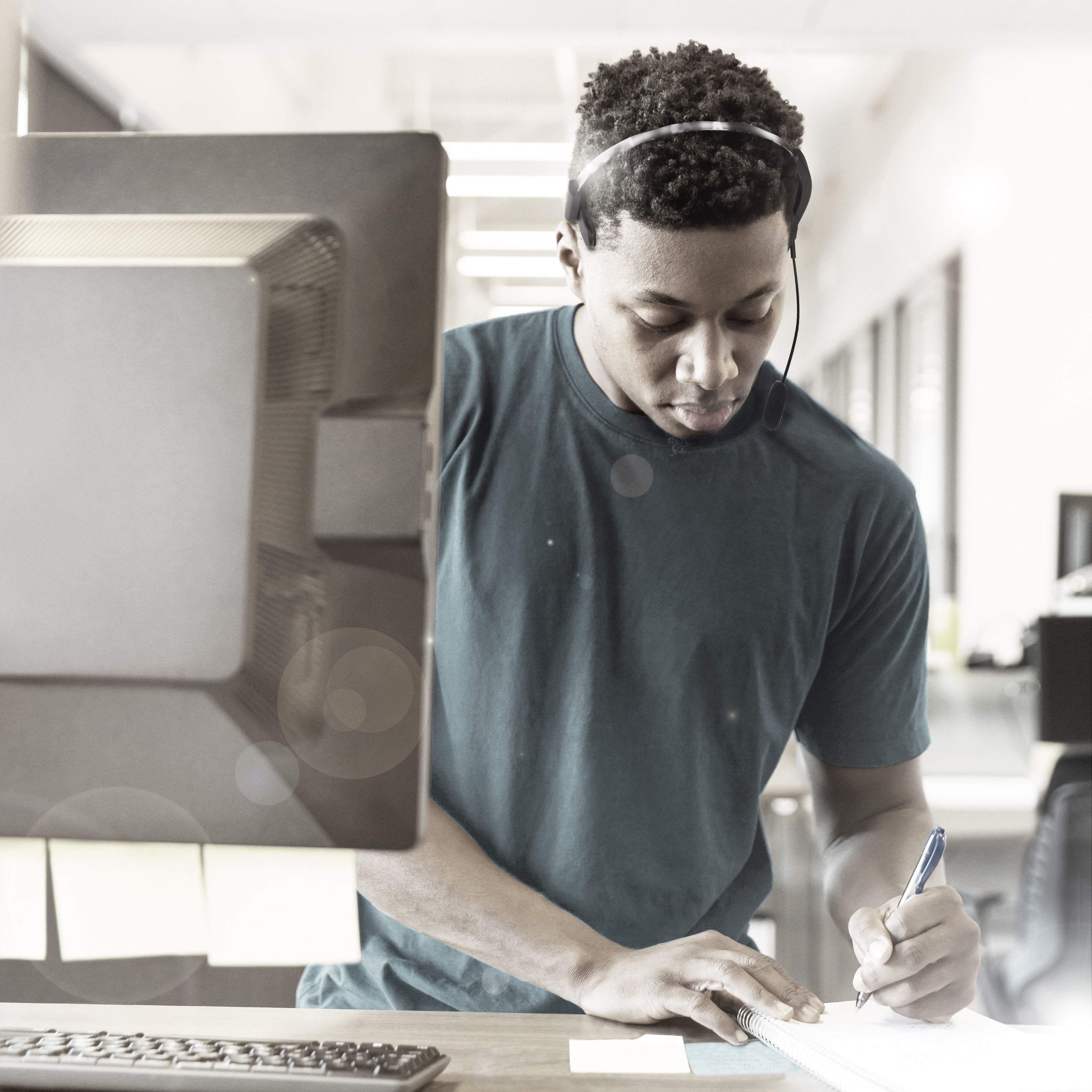 Bluetooth-headset LogiLink Mono inkl. Laddställ