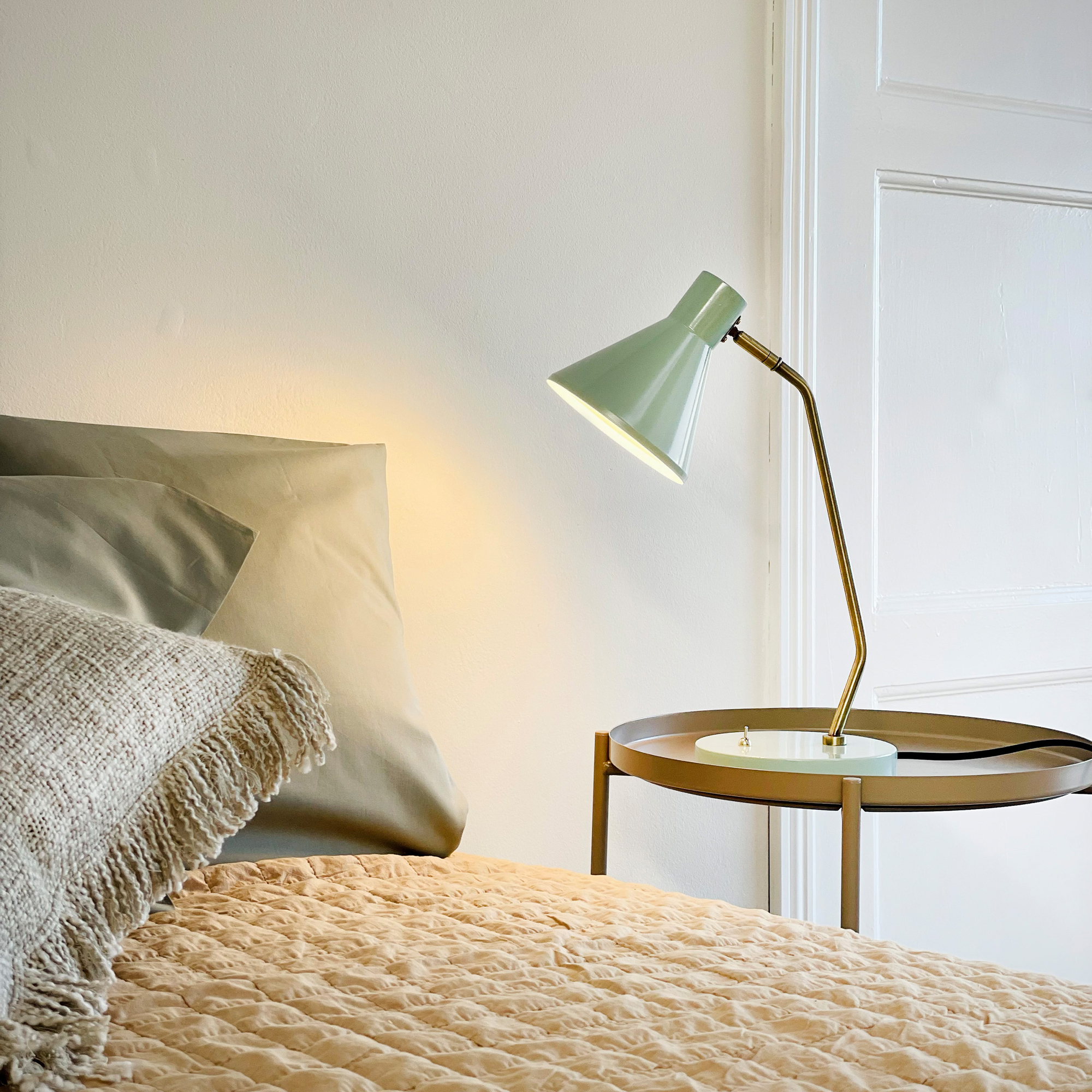 Bordslampa Dyberg Larsen Sleep