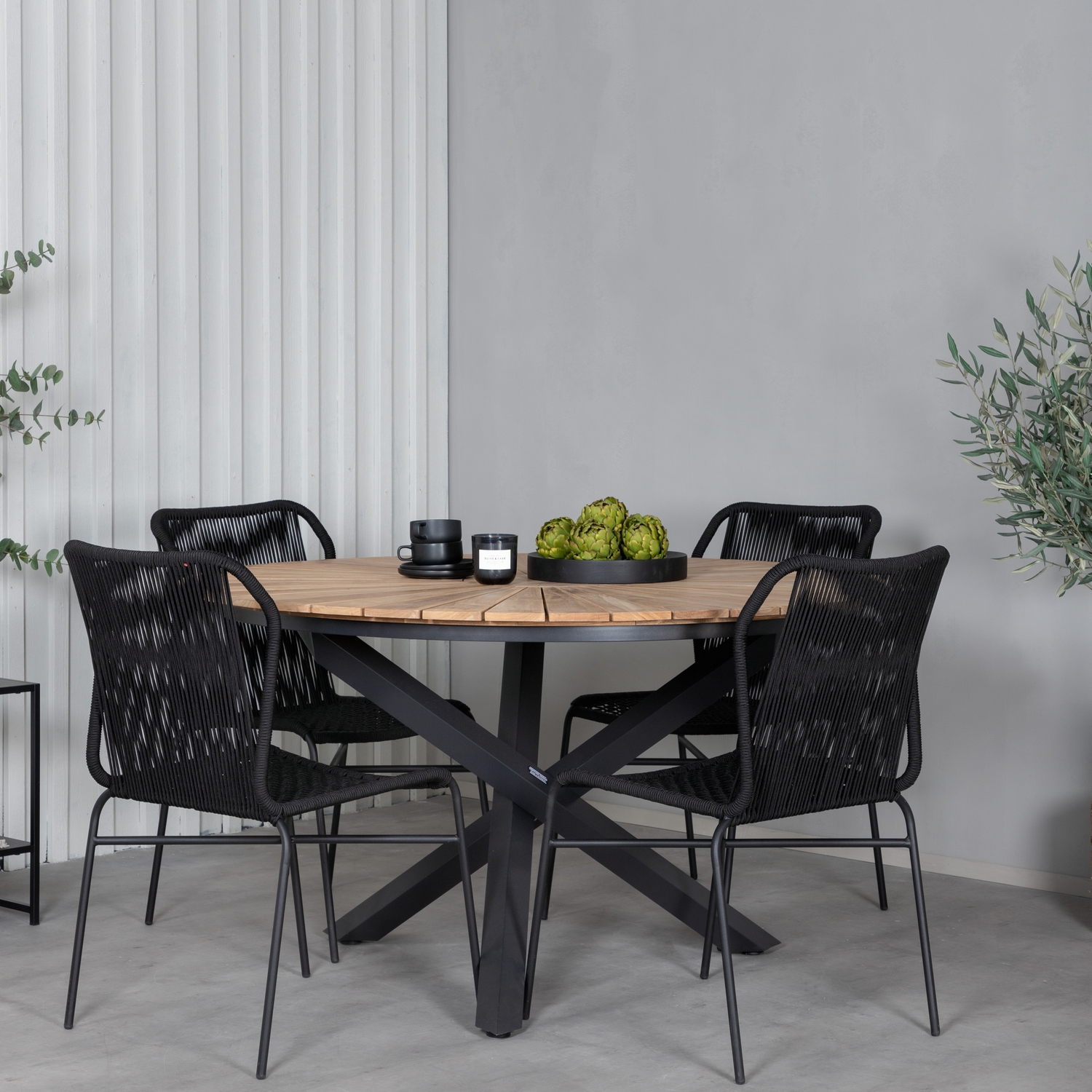 Matgrupp Venture Home Meya med 4 Jefferson Stapelbara Matstolar