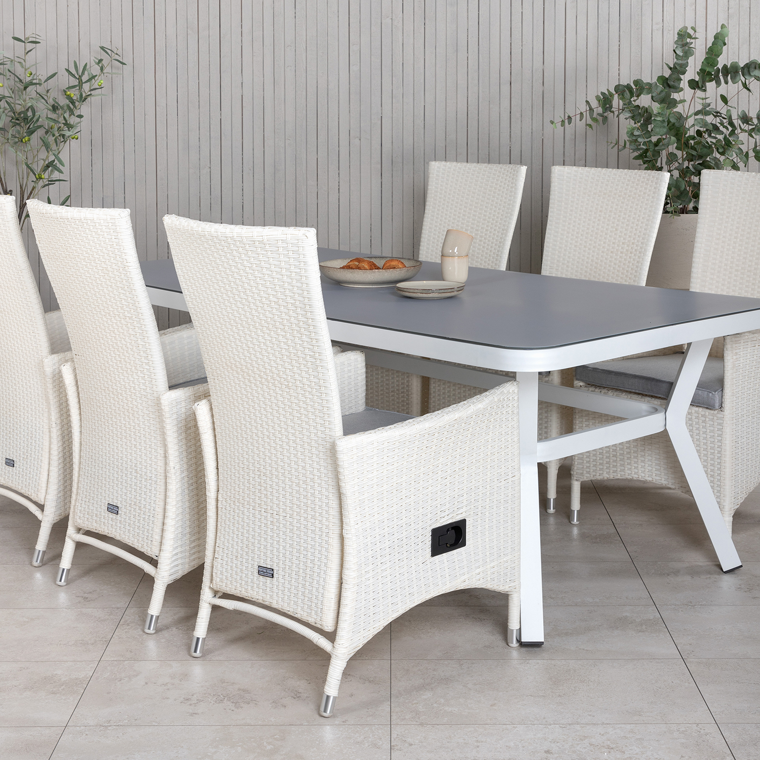 Matgrupp Utomhus Venture Home Virya 160x90 cm med 6 Padova ReclinerUtefåtöljer