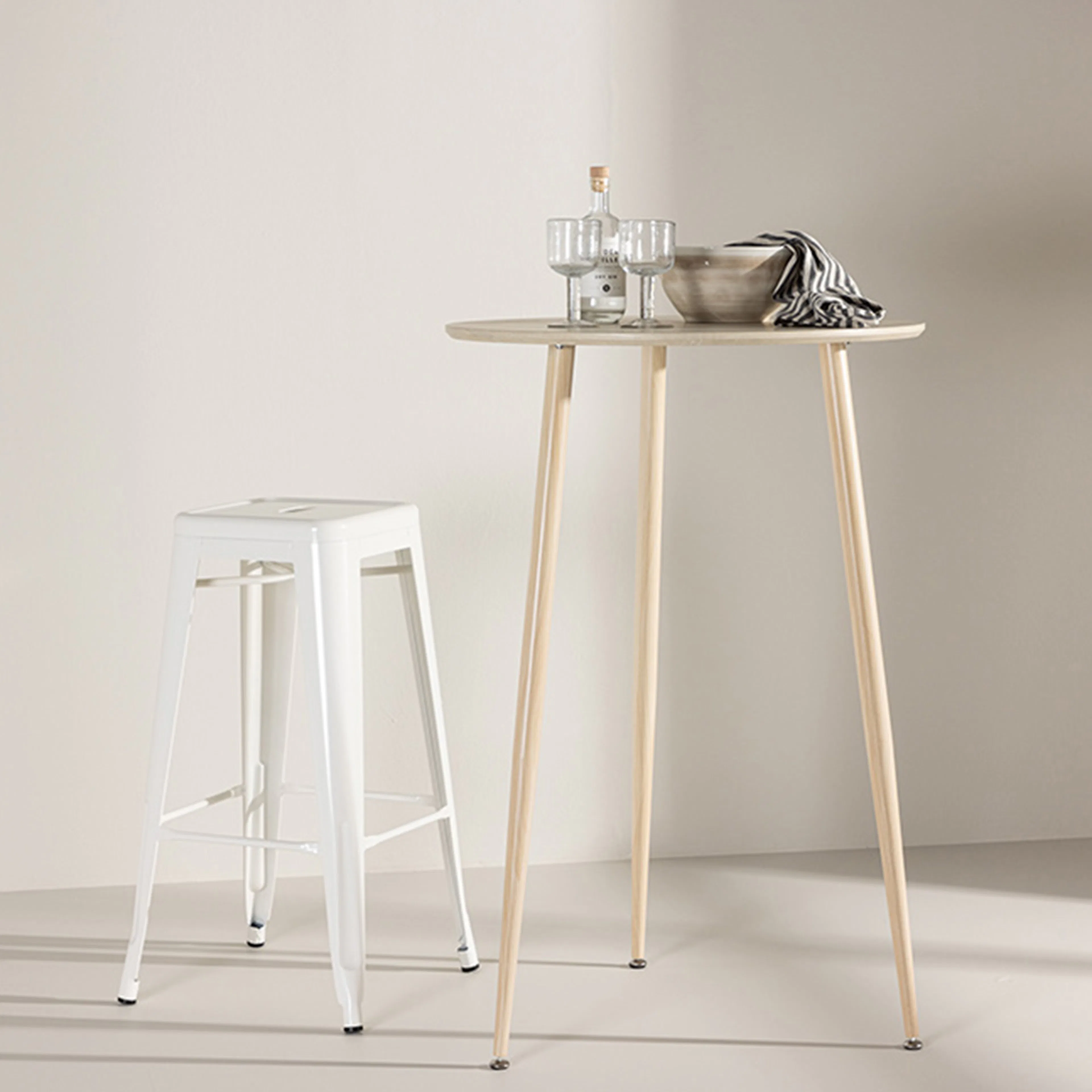 Plaza Bar Table ⌀70 - Whitewash / Vittvätt