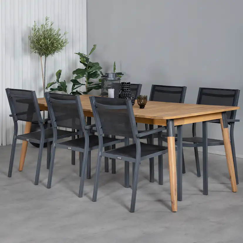 Matgrupp Venture Home Julle med 6 Cubb Matstolar