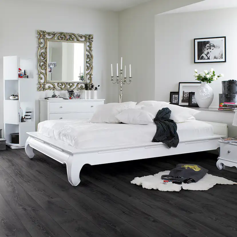 Laminatgolv Pergo Long Plank 4V Midnight Oak1-Stav