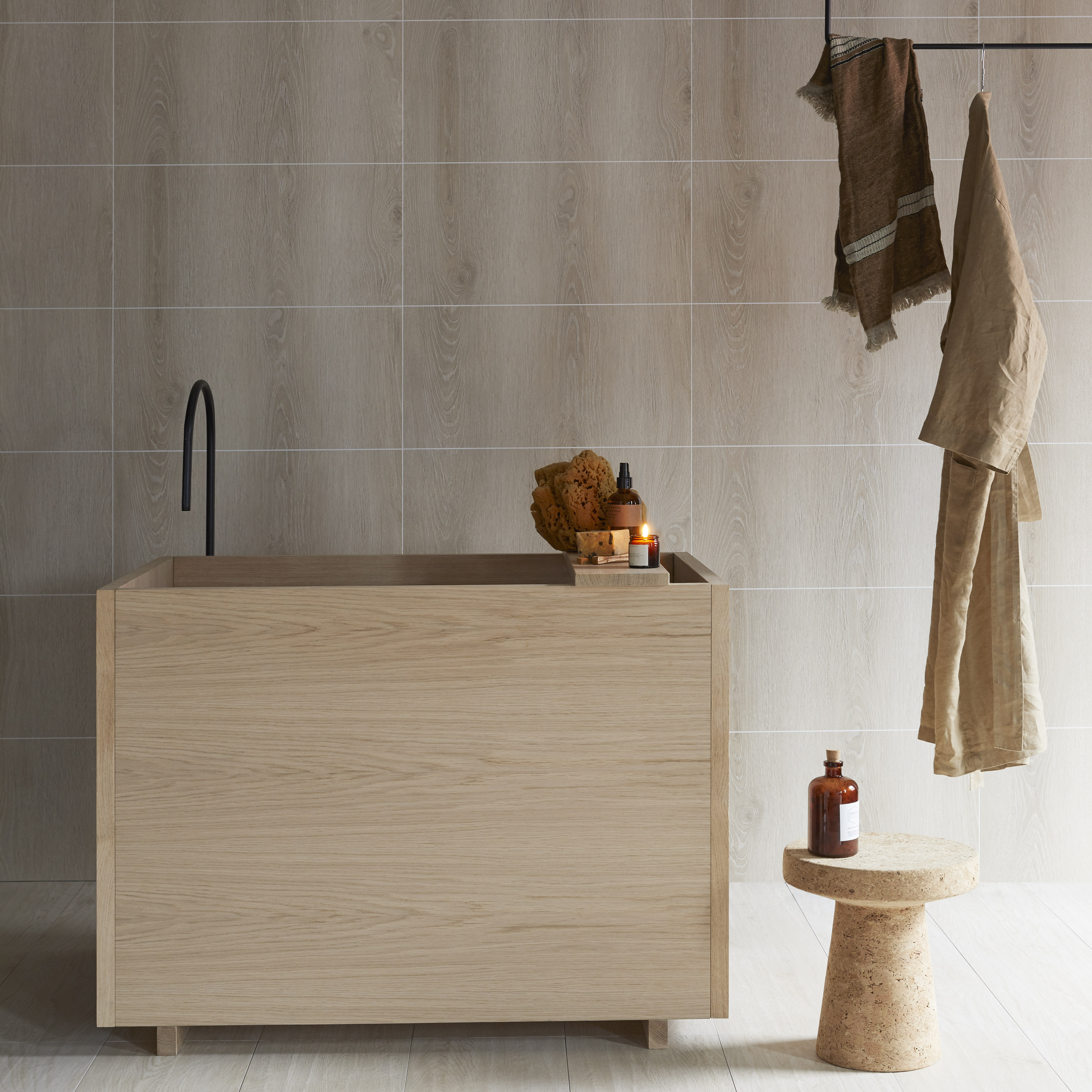 Våtrumsskiva BerryAlloc Wall & Water Royal Eik 60x30