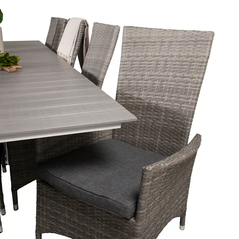 Matgrupp Venture Home Lova 224/324 med 10 Pishi Karmstolar