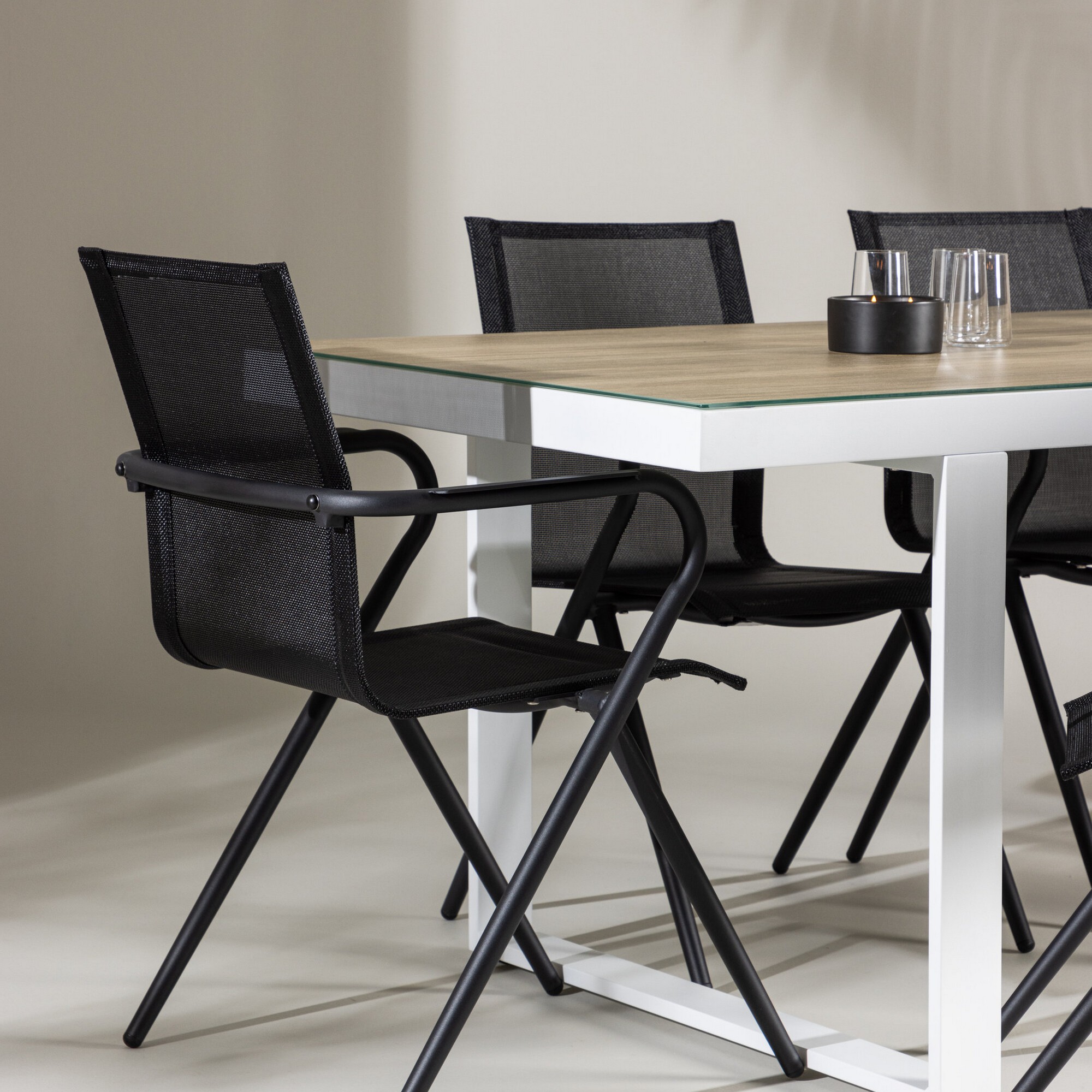 Merlo Dining Table - White/Whitewash +Alina Dining Chair - B Trädgårdsgrupp Venture Home Merlo med 6 Alina Stolar