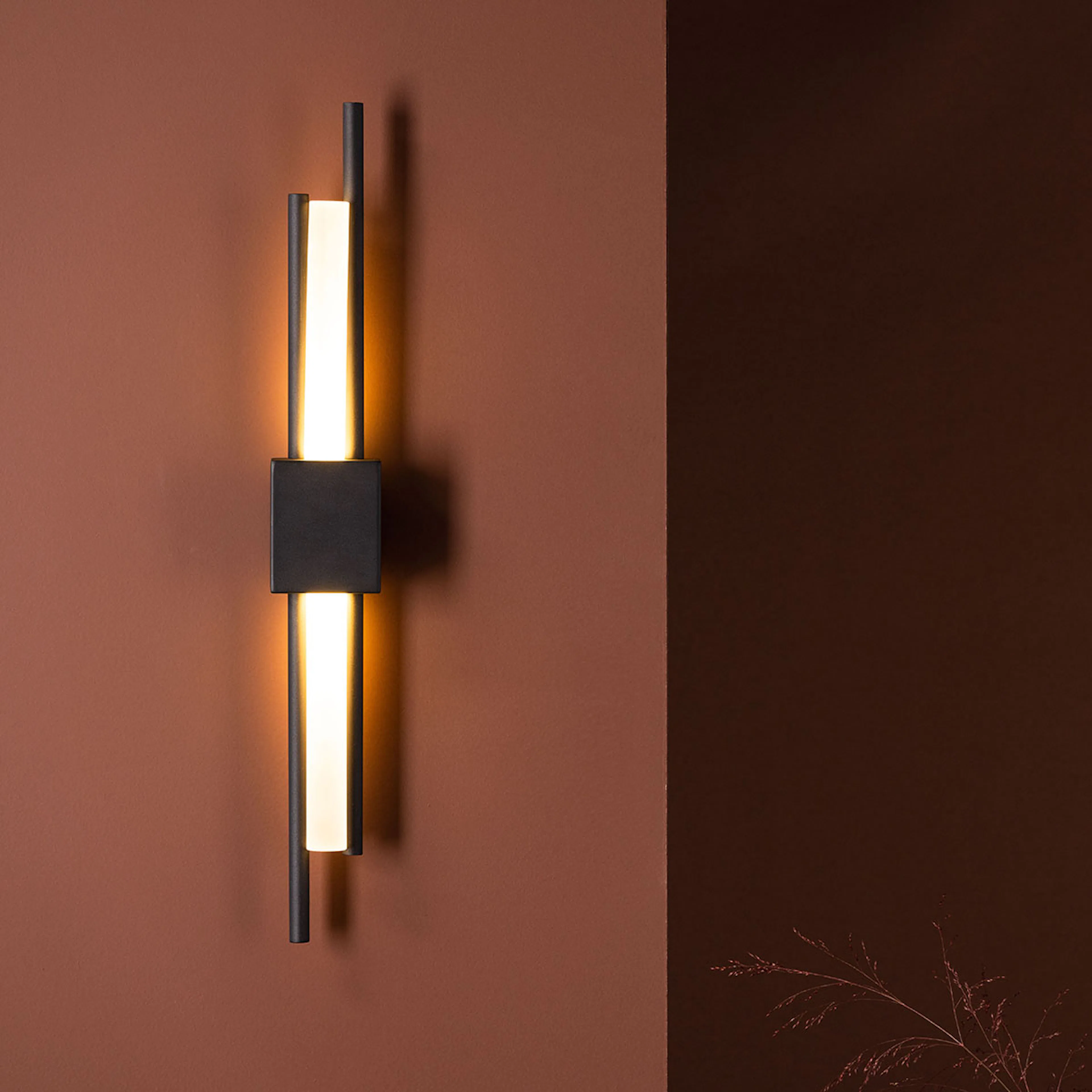 Inomhus Vägglampa Venture Home Clermont Svart/Vit Järn & Akryl