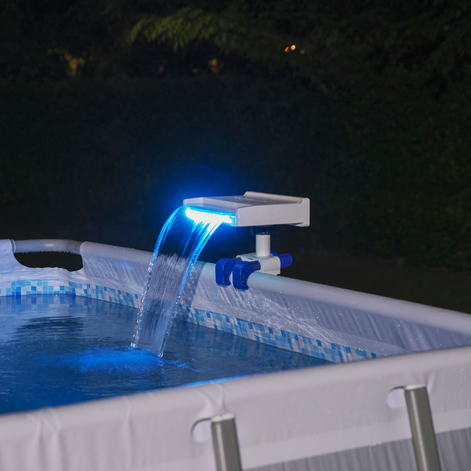 Vattenfall Bestway LED Sladdlös Poolbelysning med Avtagbar Lampa