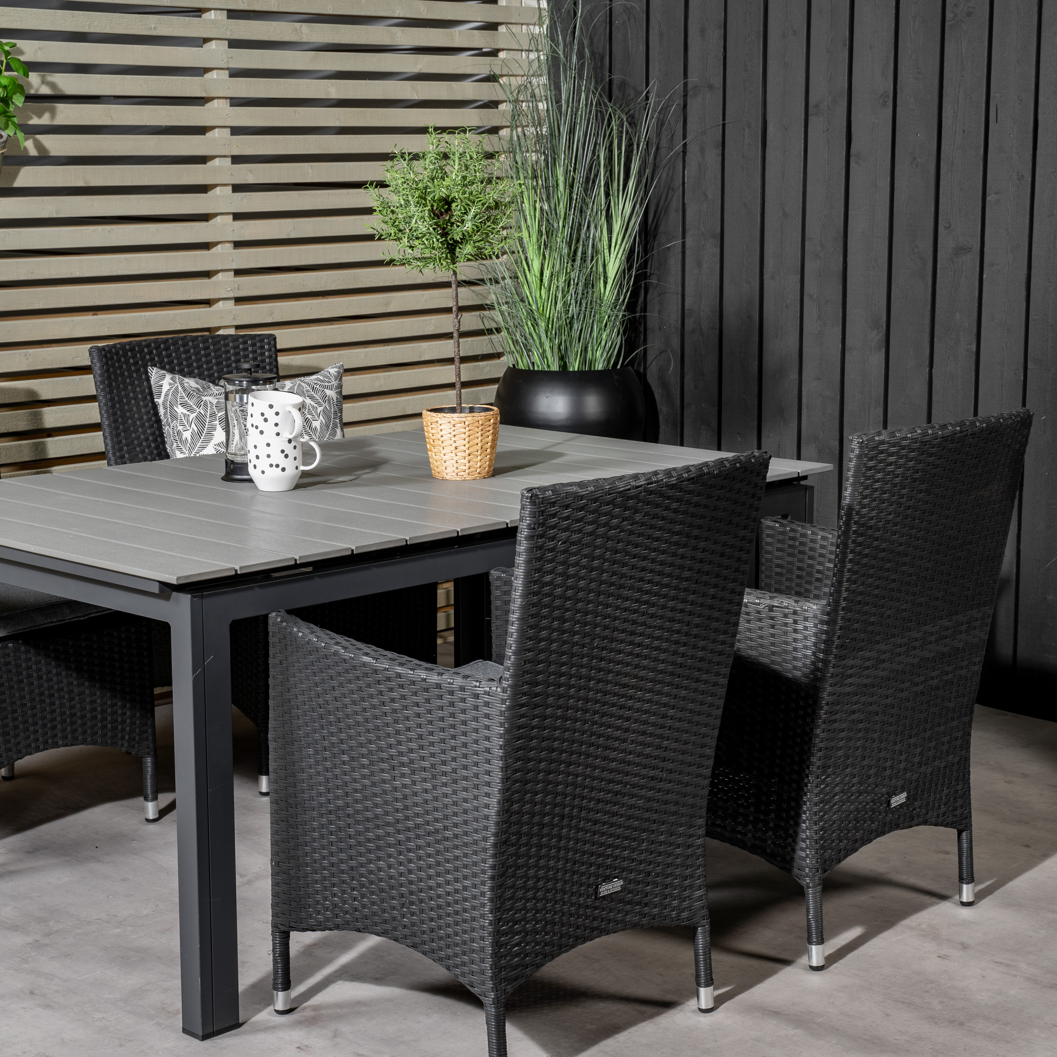 Matgrupp Venture Home Lova 160/240 med 4 Milwa Stolar