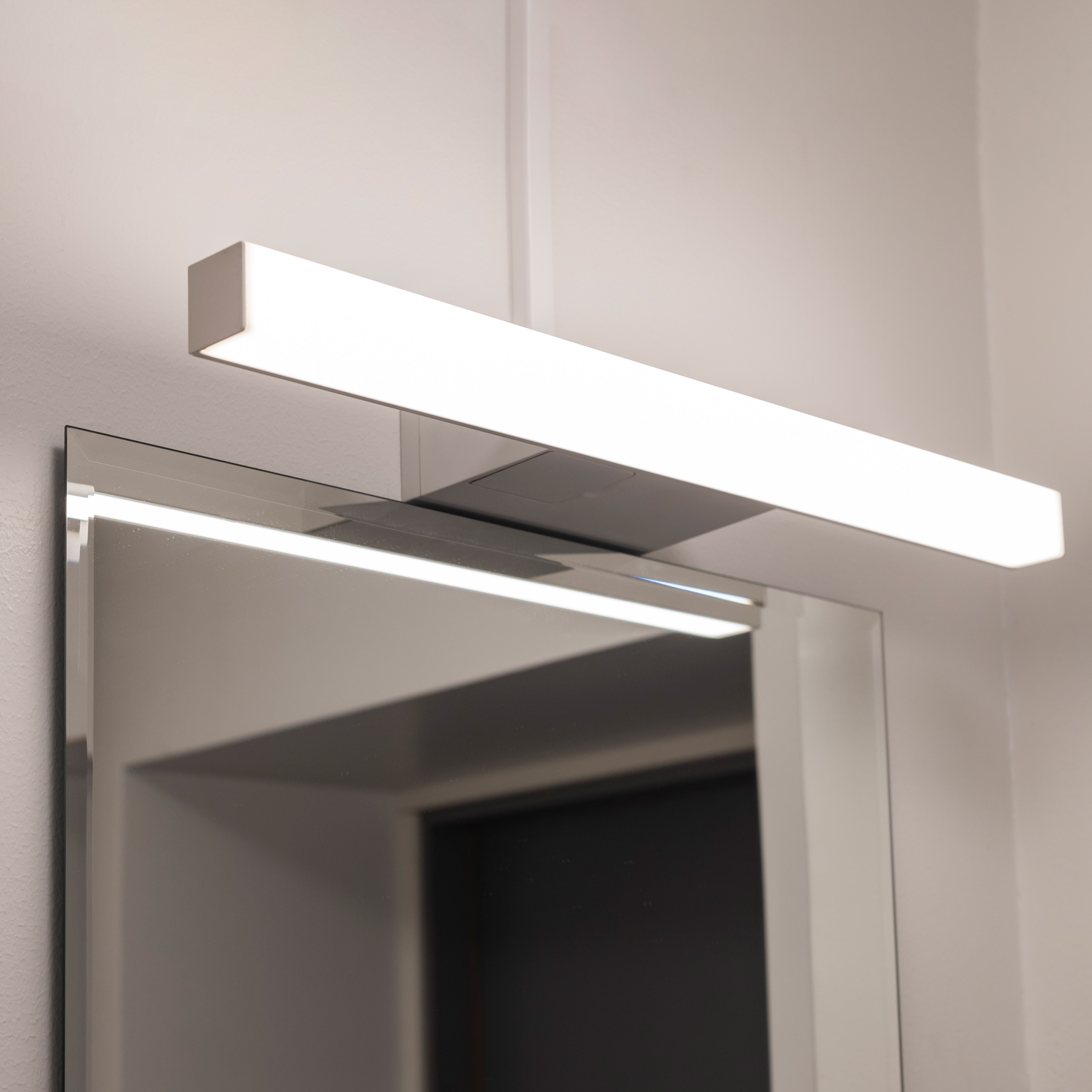 Spegelarmatur Hide-A-Lite Mirro