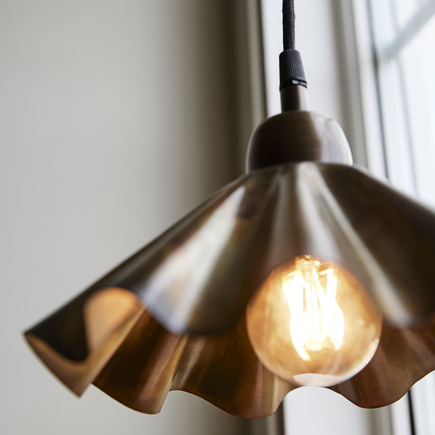 Fönsterlampa PR Home Aira