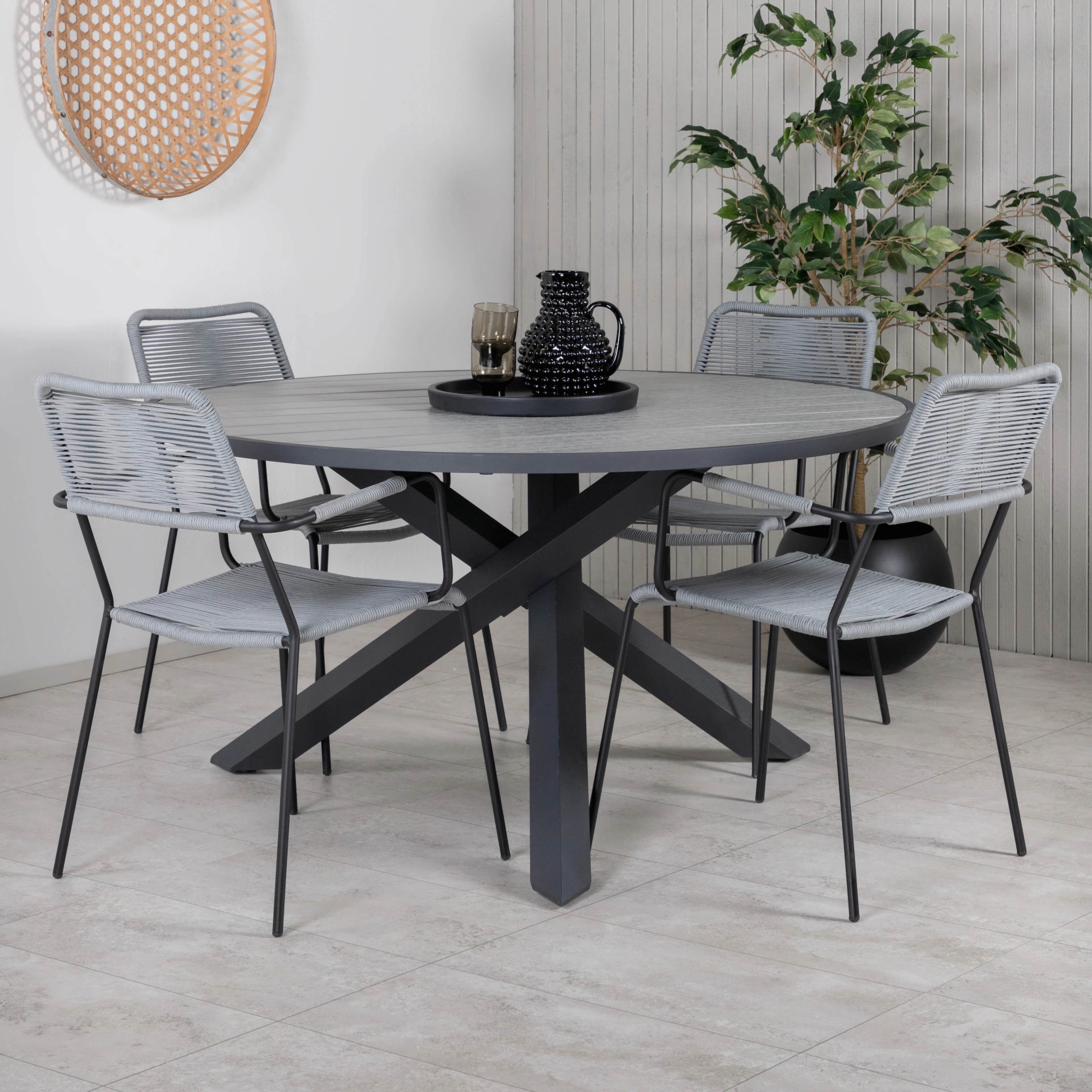 Matgrupp Venture Home Pincy med 4 Leon Matstolar
