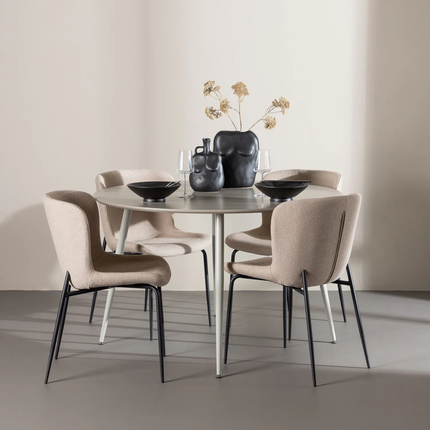 Plaza Dining Table with Modesto Dining Chair Beige/Beige