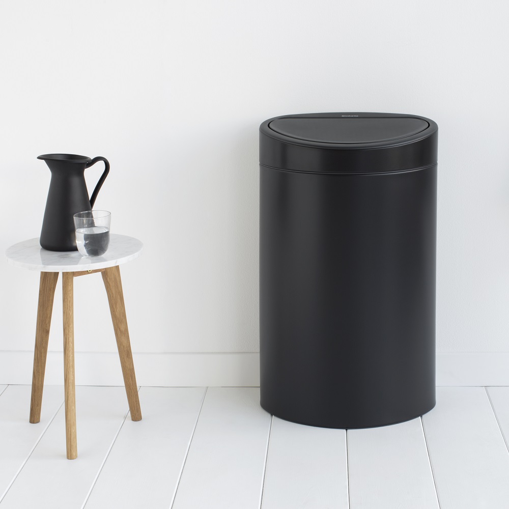 Touch Bin New 40L Matt Svart Färg: Matt Svart