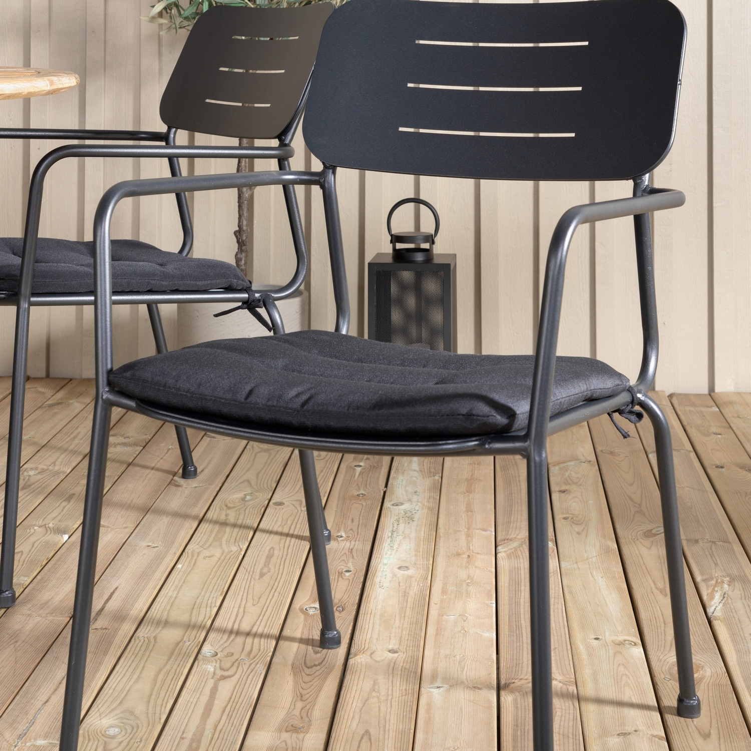 Matgrupp Venture Home Zurc med 6 Nime Matstolar