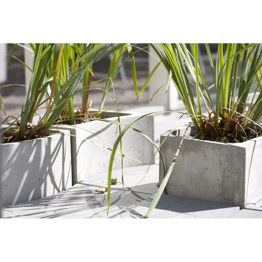 Planteringskärl S:t Eriks Ivåg