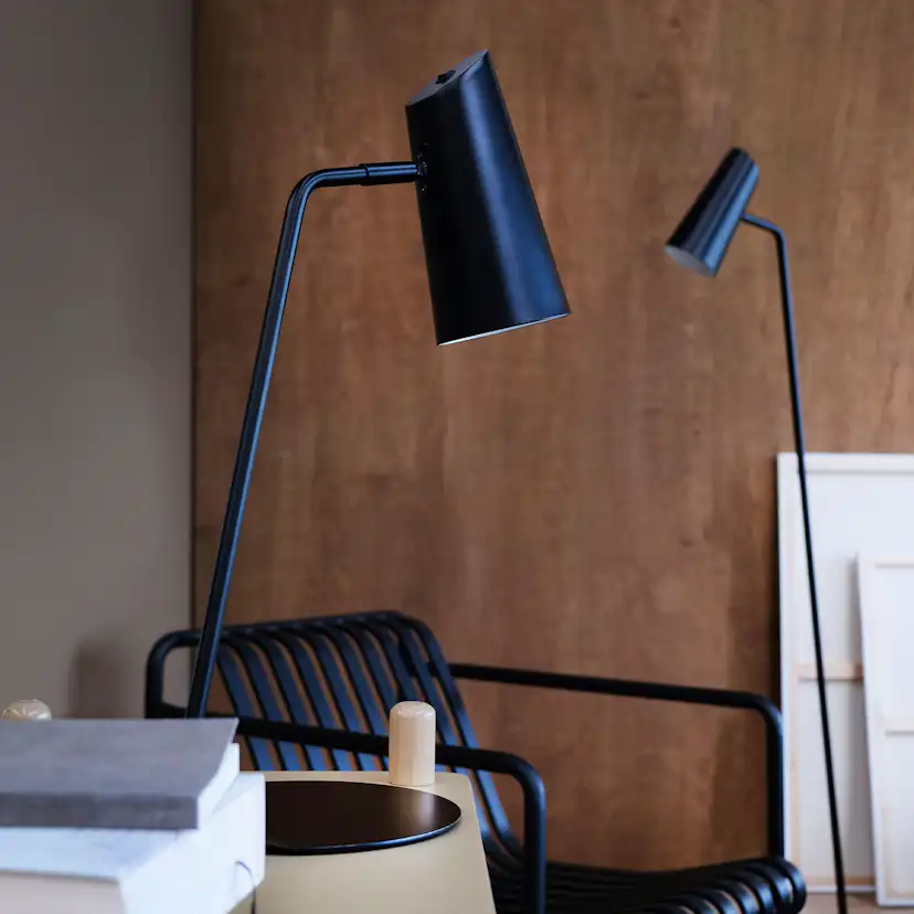 Golvlampa Dyberg Larsen Pallas