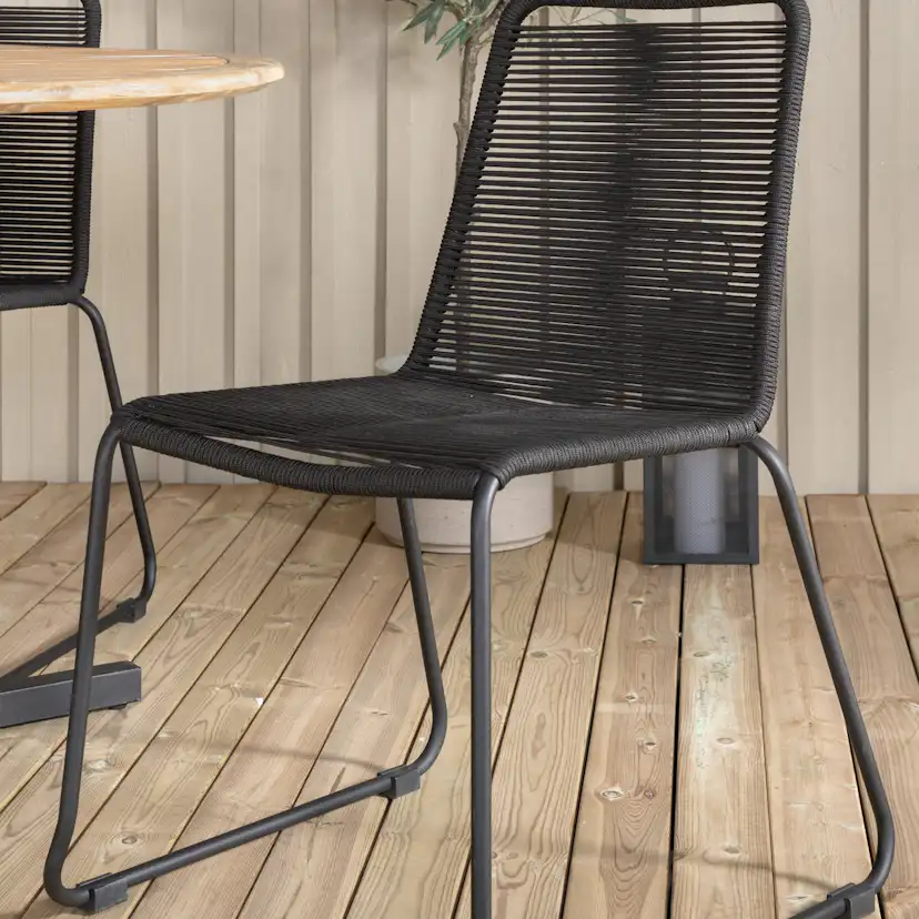 Matgrupp Venture Home Zurc med 4 Lumi Stapelbara Matstolar