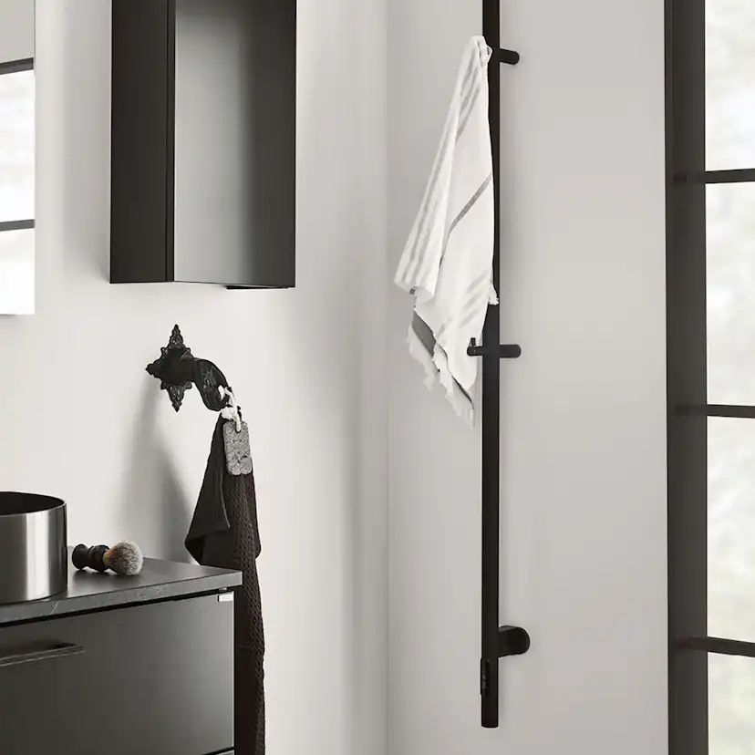 HANDDUKSTORK UNO 75X1400 SVART Svart