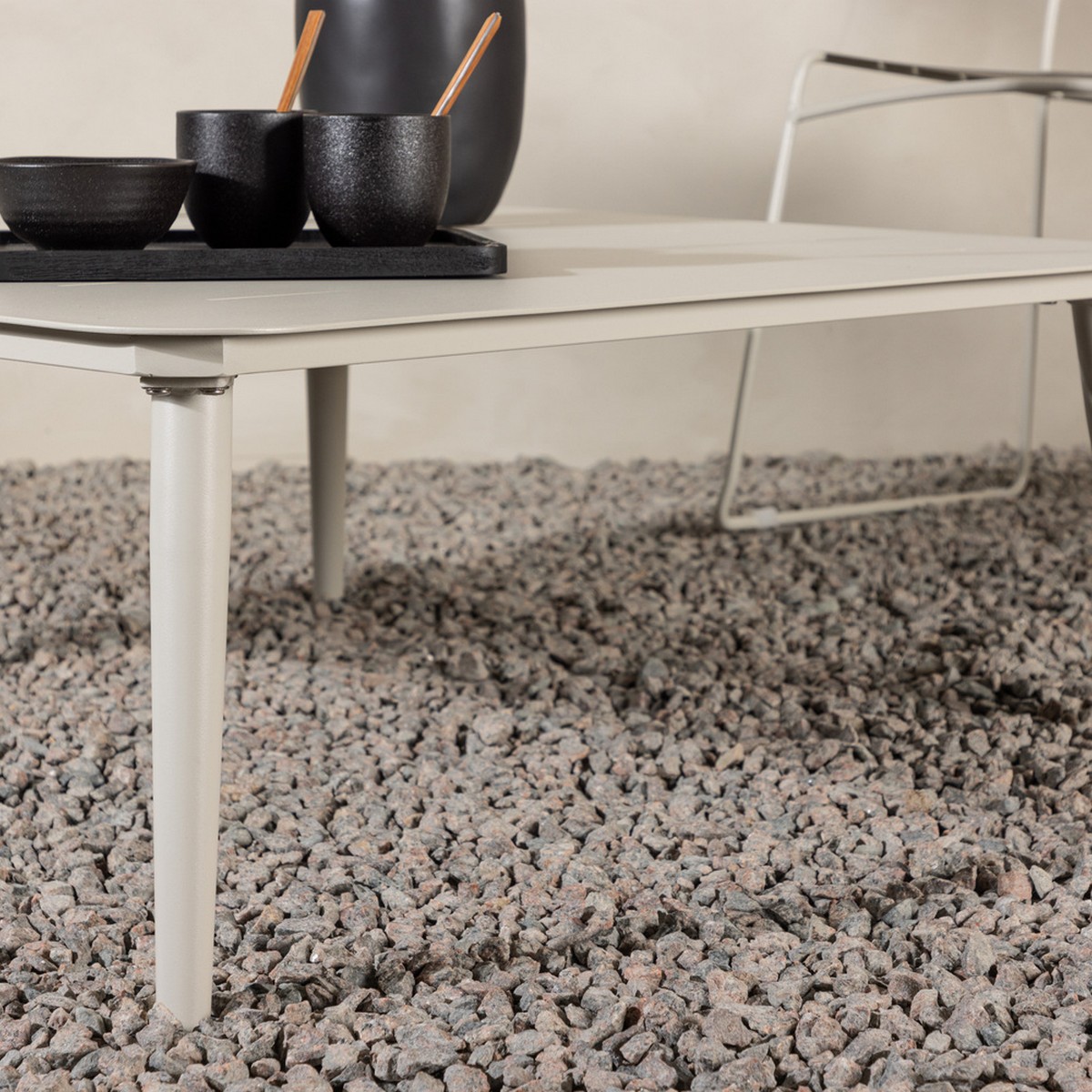 Soffbord Venture Home Lina Beige Utomhusbord Aluminium 90x90cm