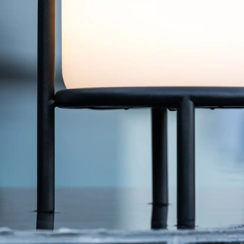 Bordslampa Venture Home Colie