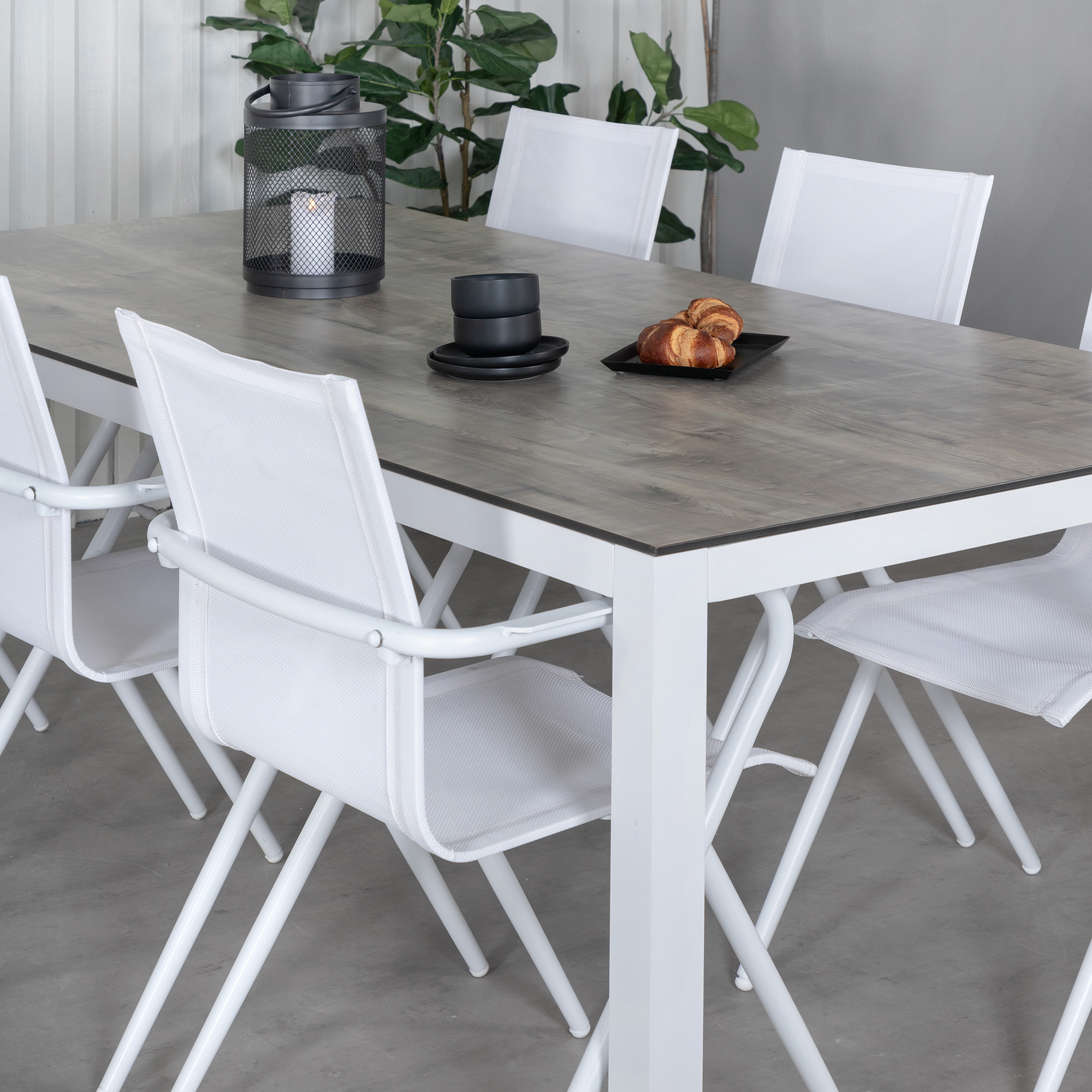 Matgrupp Venture Home Llama med 6 Act Stolar