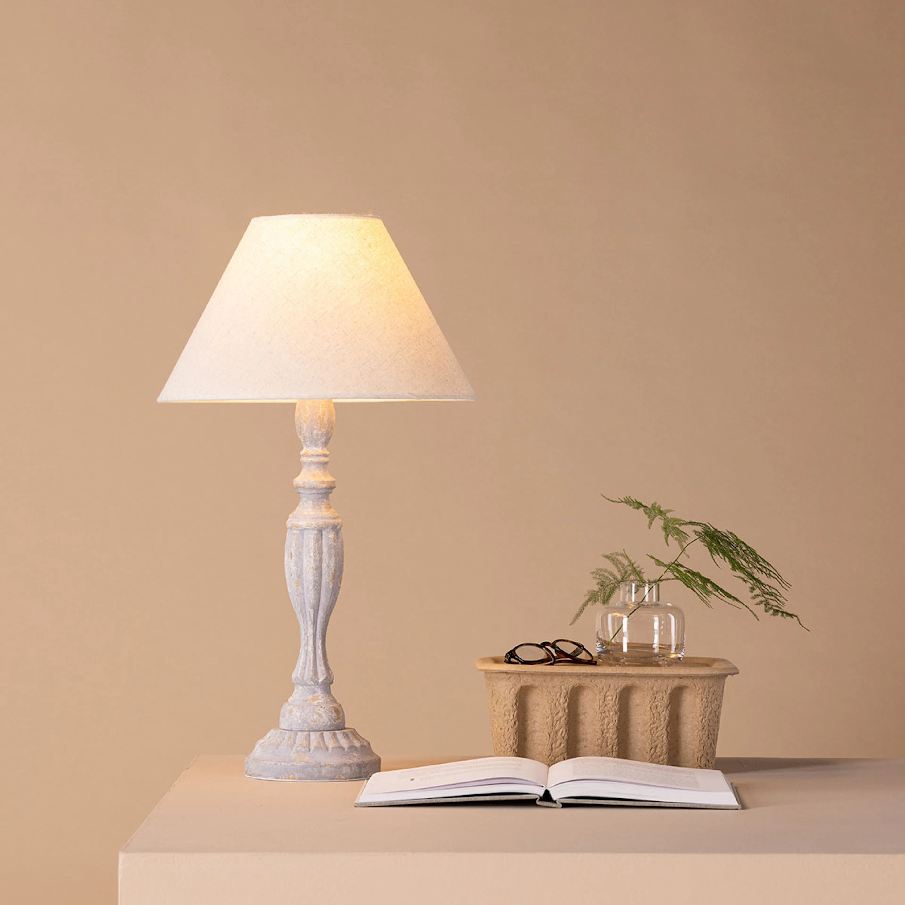 Bordslampa Venture Home Caen