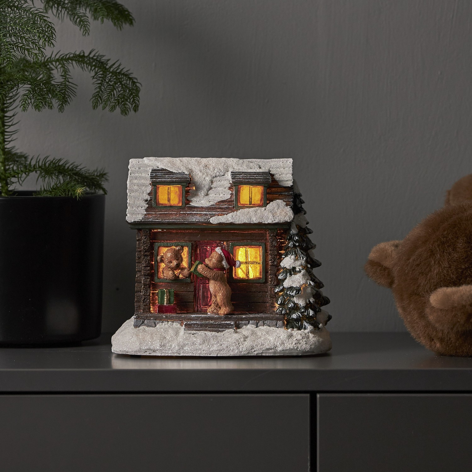 Julby Star Trading Tedville Hus