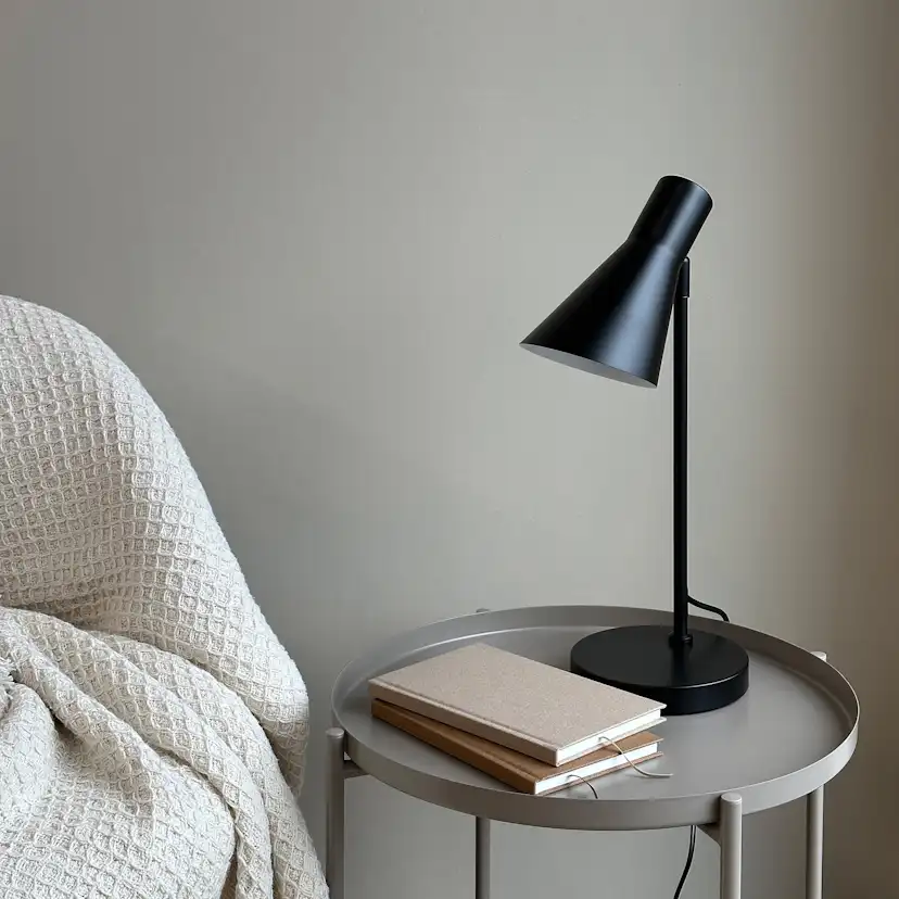 Bordslampa Dyberg Larsen Denver