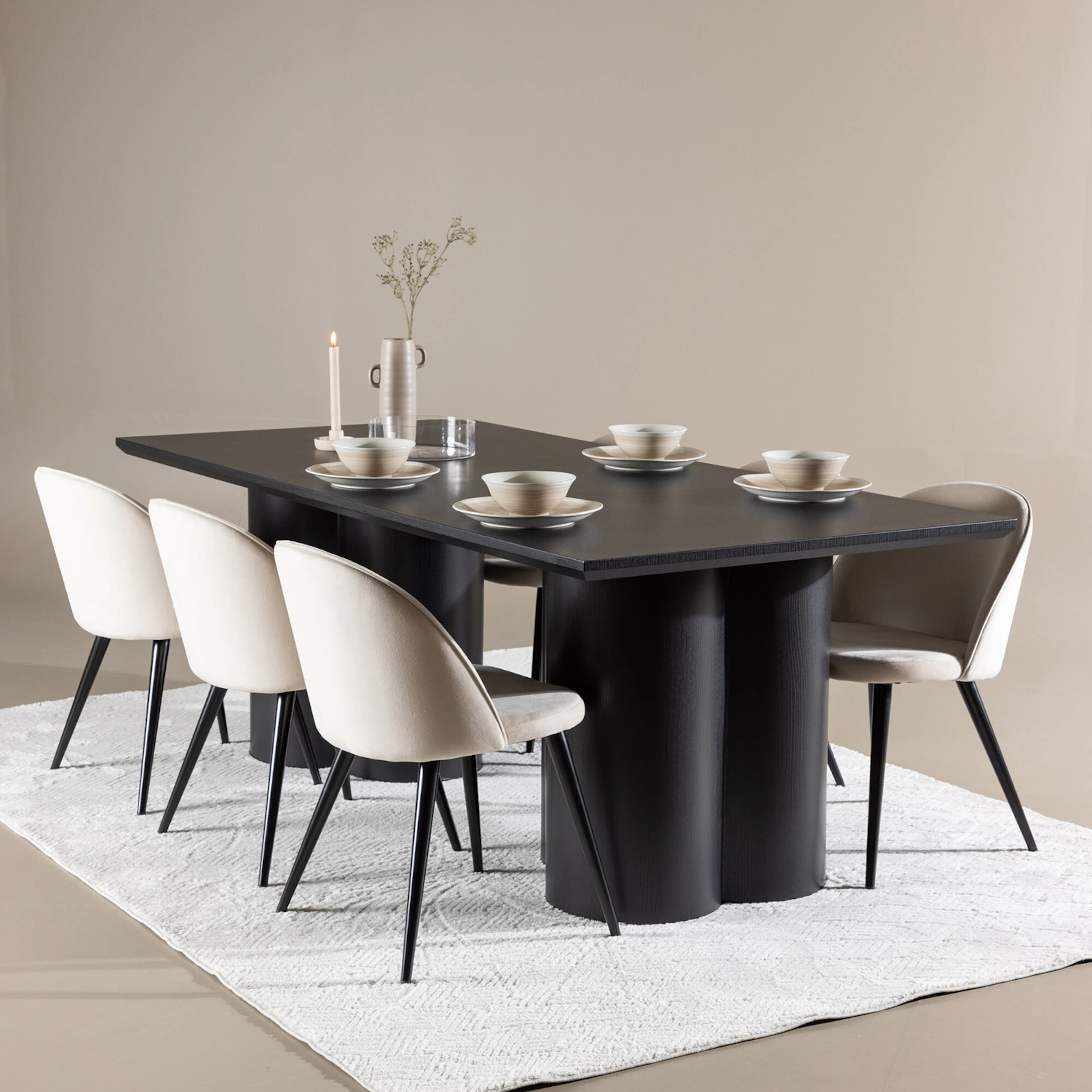 Olivia Dining Table with Velvet Dining Chair Svart/Beige
