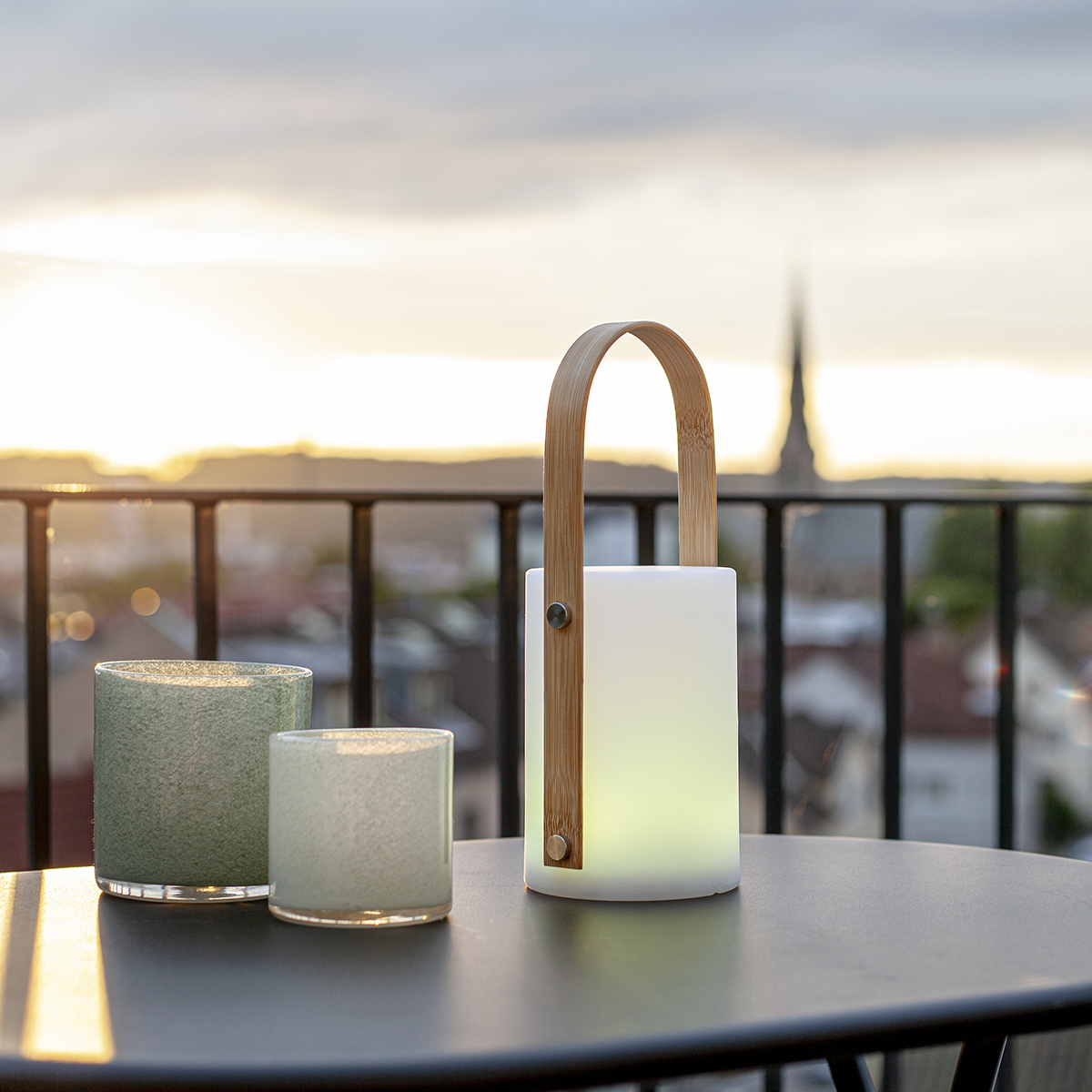 Uppladdningsbar Lampa Star Trading Lykta Lisa LED