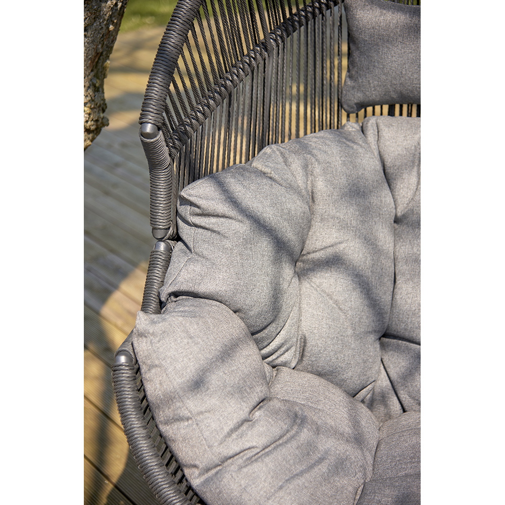 LOUNGE CHAIR Grå