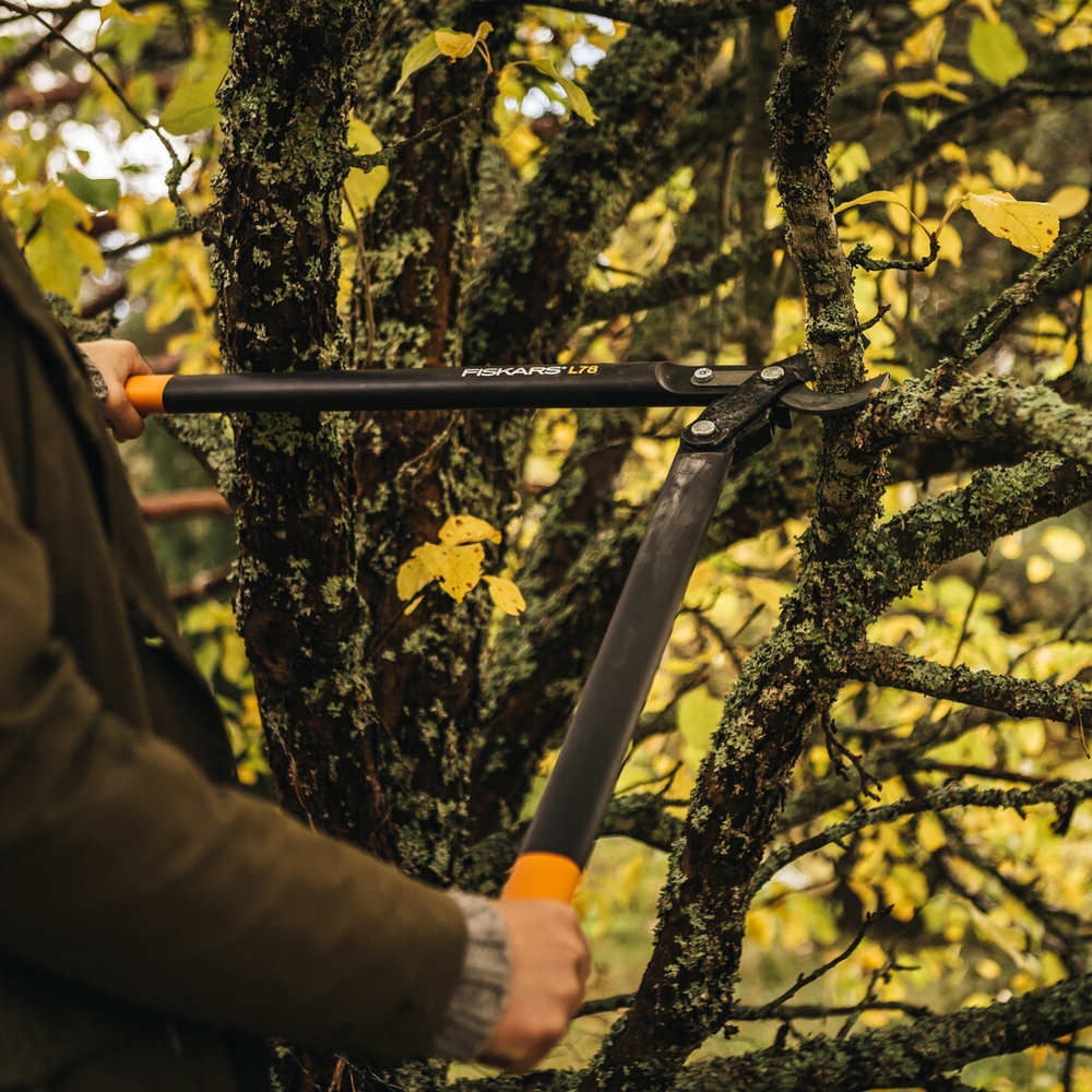 Grensax Fiskars PowerGear med Utväxling och Sidoskär L78 L