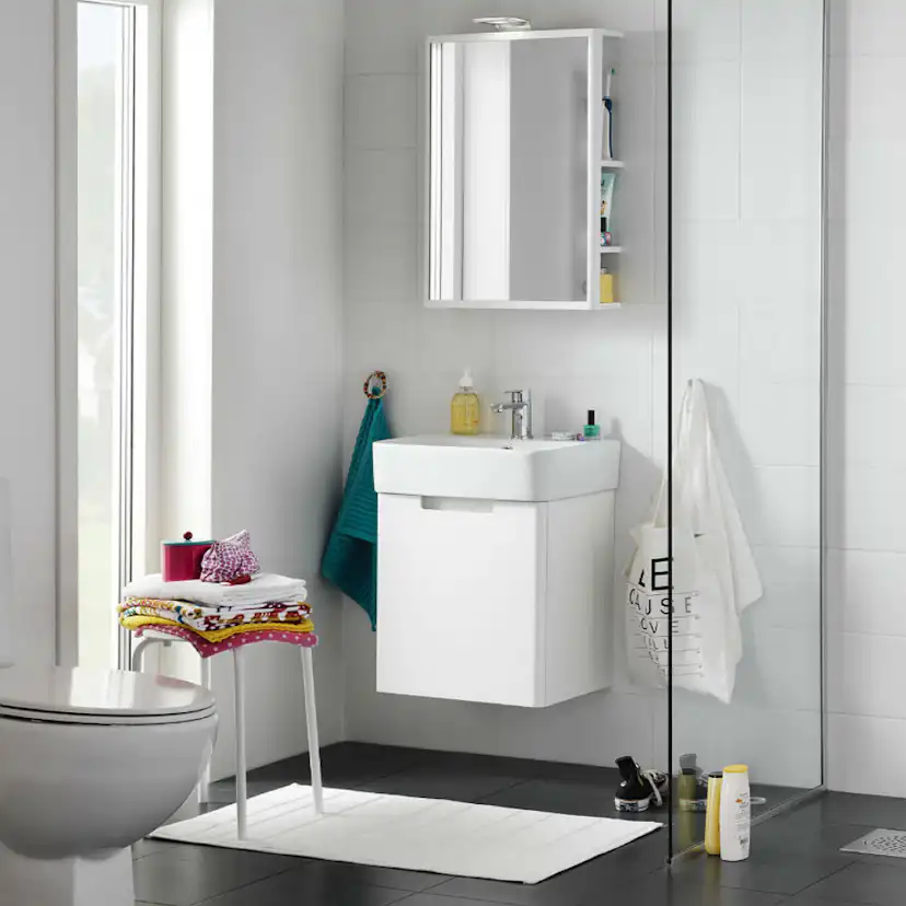 Möbelpaket Hafa One 440 Vit Matt Förvaringsspegel