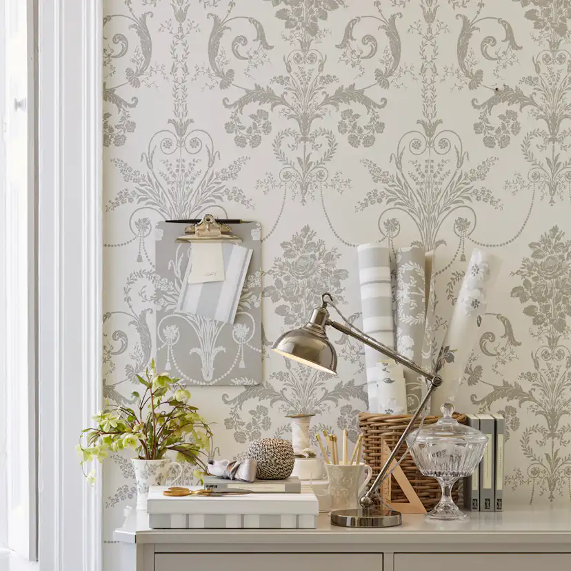 Tapet Laura Ashley Josette Dove Gra & Vit