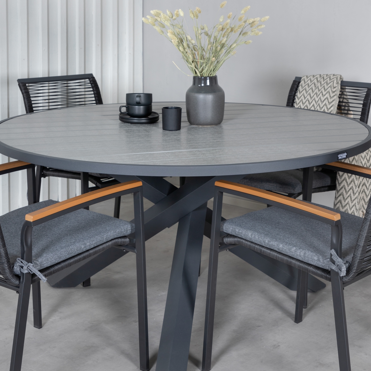 Matgrupp Venture Home Pincy med 4 Douglas Matstolar