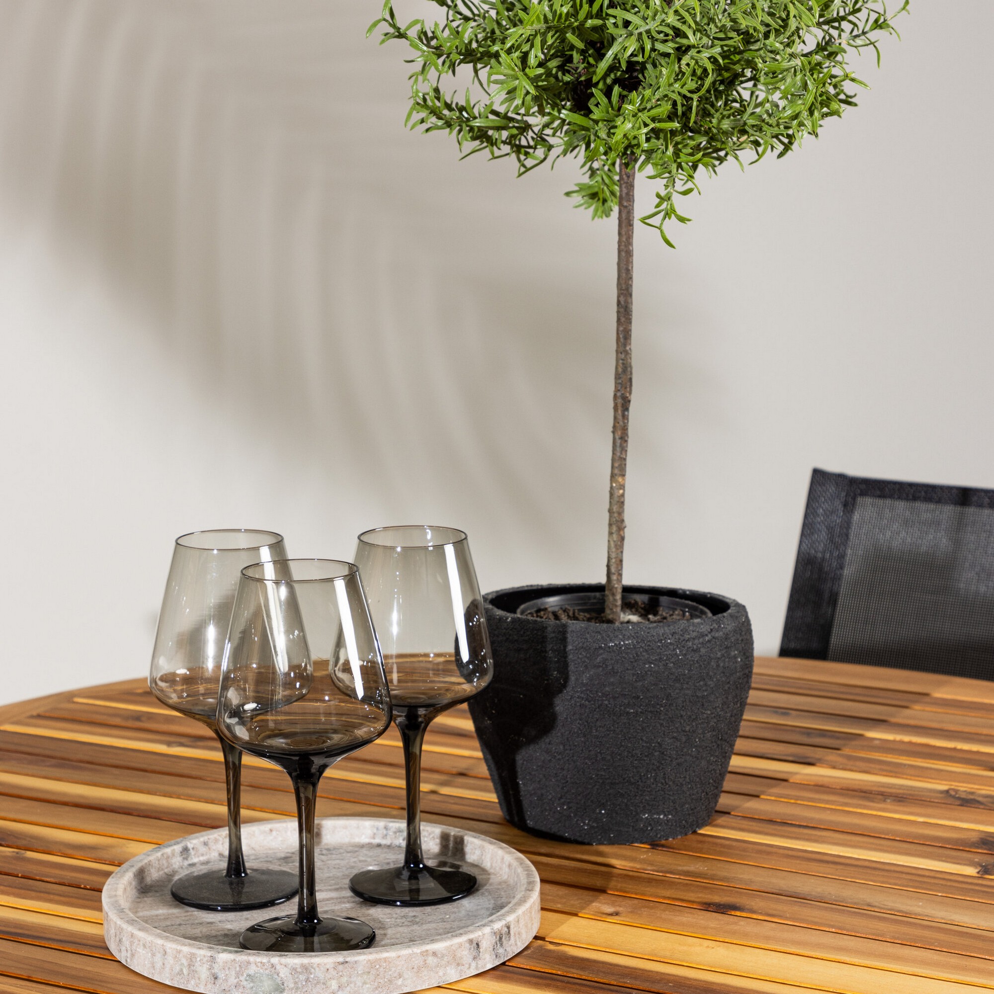 Lumpur Diningtable Acacia - Teaklook / Round ø110**75 +Alina Trädgårdsgrupp Venture Home Lumpur med 4 Alina Stolar
