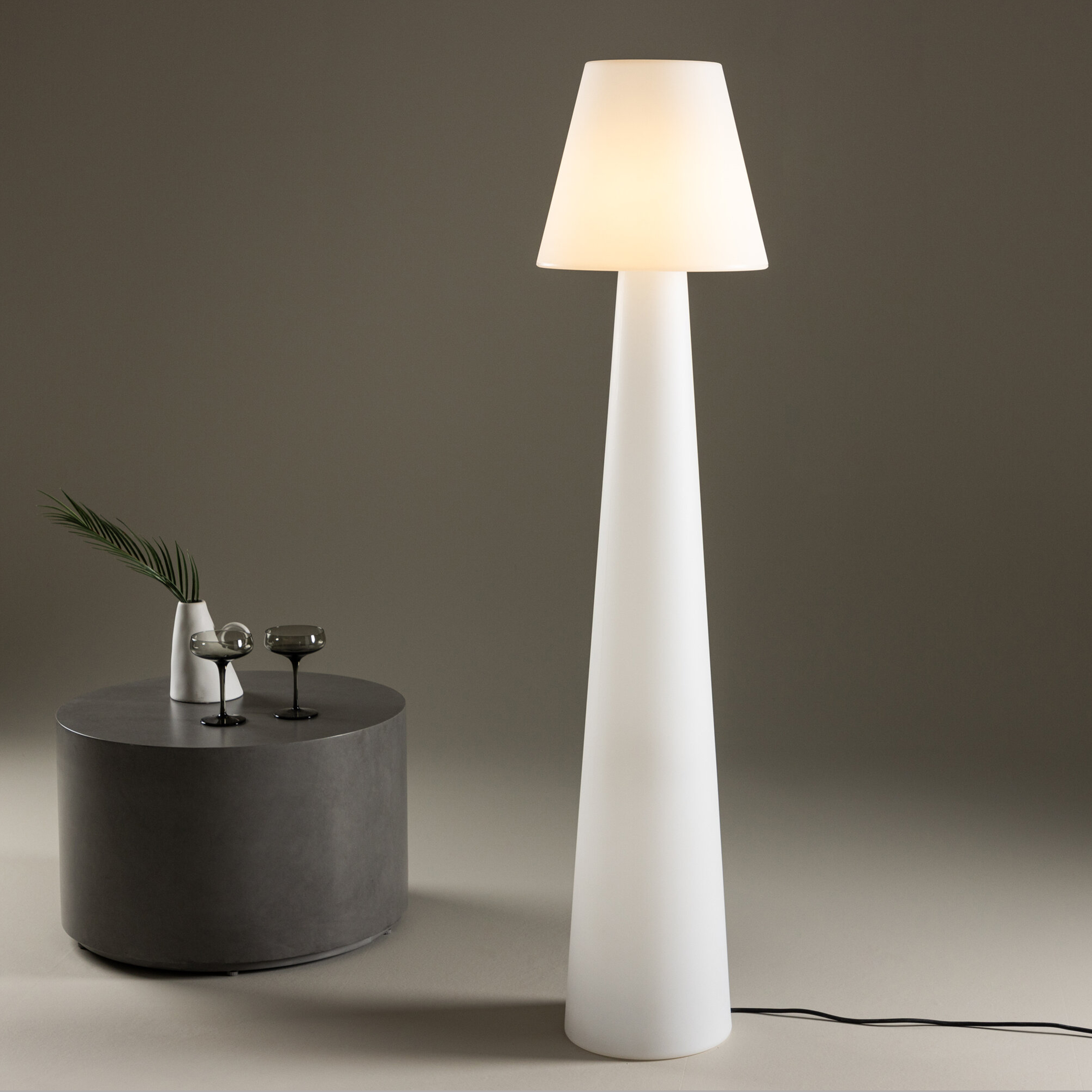 Golvlampa Venture Home Stratford