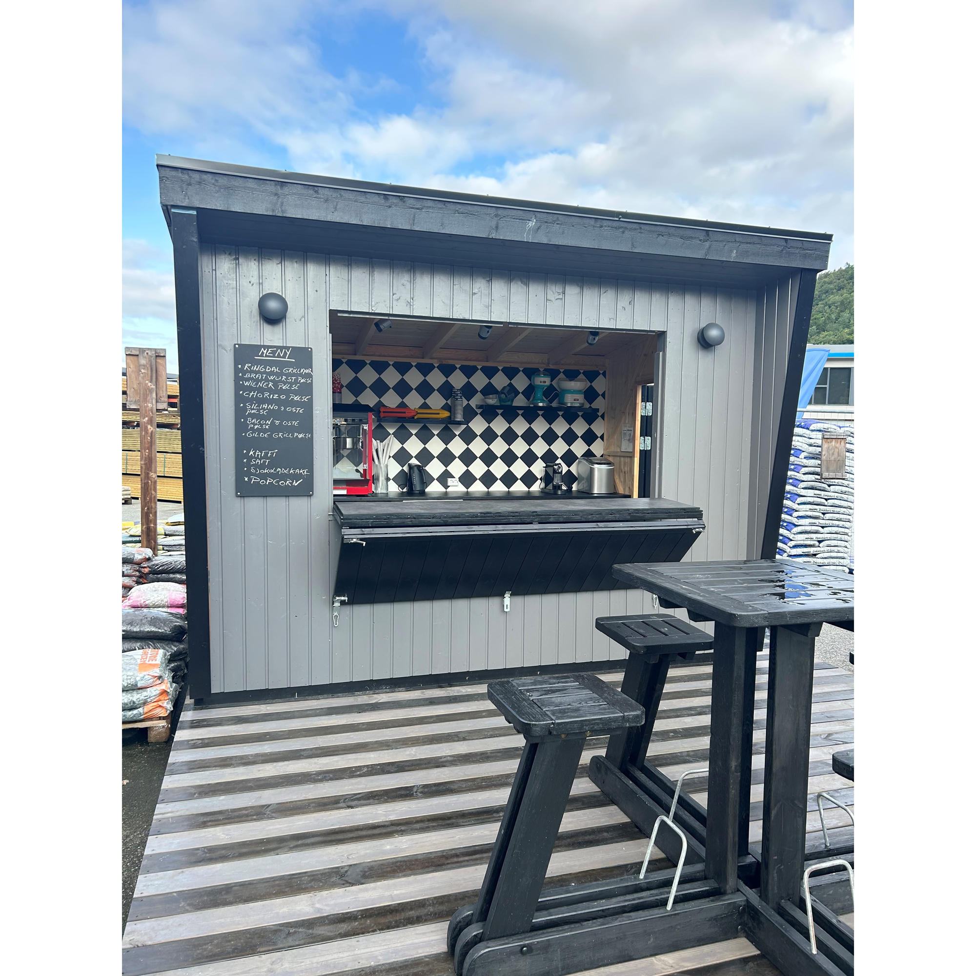 Kiosk Palmako Kira 8,2 m2 (inv. 7,7 m2)