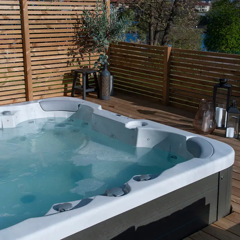 Spabad Westerbergs Sandhamn 42 Jets Vit med Lock