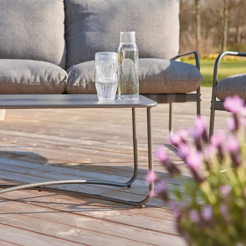 Loungegrupp ENVY DESIGN Theodor Trädgårdsgrupp i Aluminium med Dynor