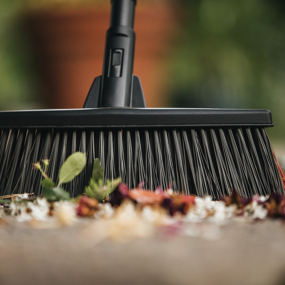 Gårdskvast Fiskars Medium