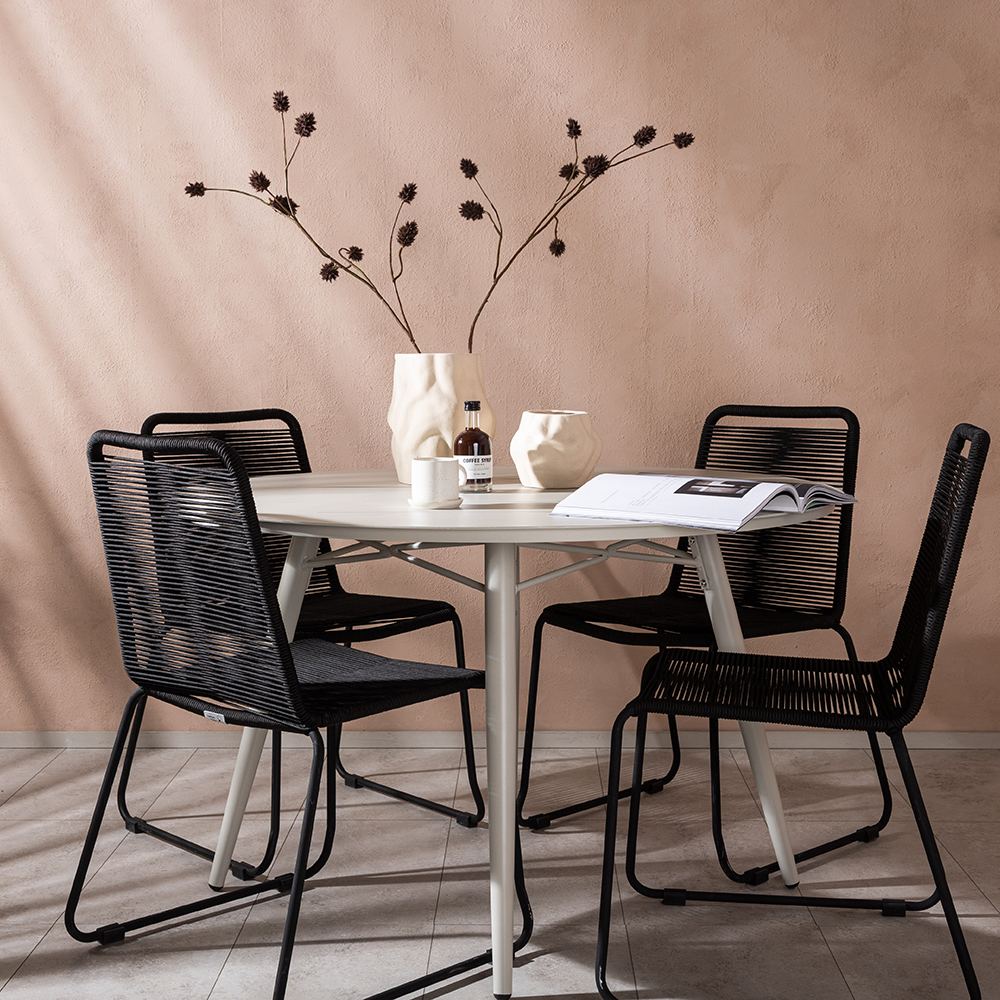 Matgrupp Venture Home Lina Ø120 cm med 4 Lindos Stolar