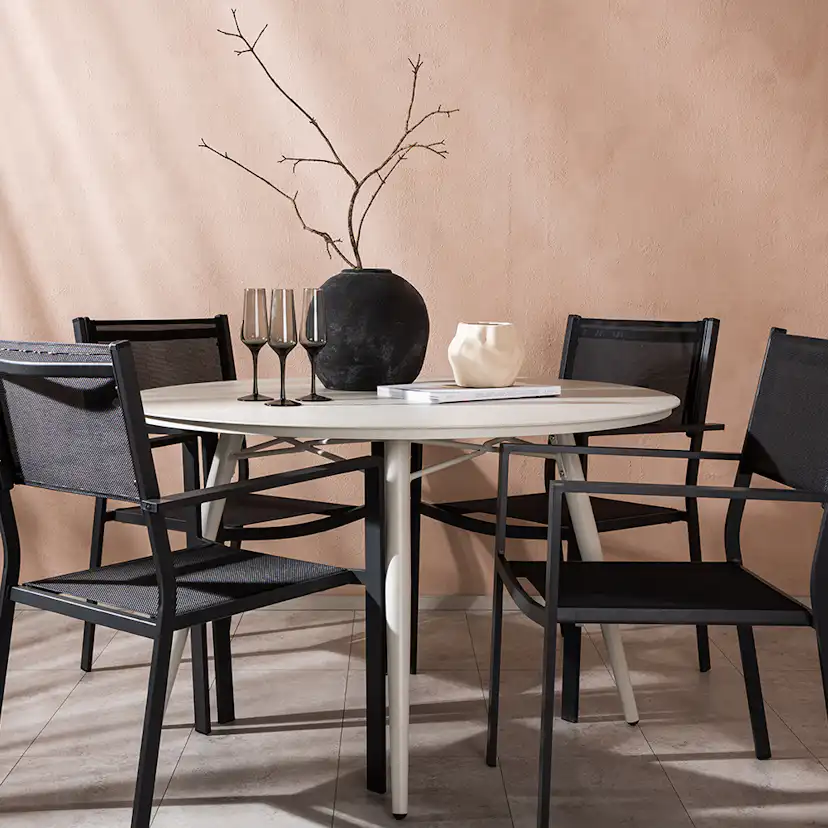 Matgrupp Venture Home Lina Ø120 cm med 4 Copacabana Stolar