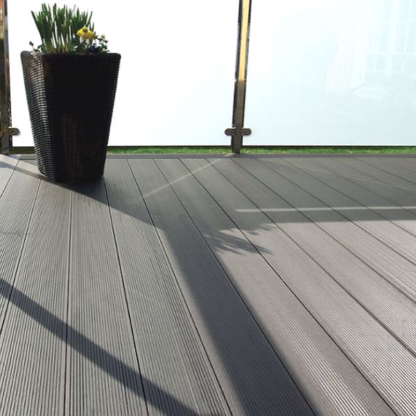 Komposittrall gop Woodlon Ljusgrå Solid 5400 mm Helpall