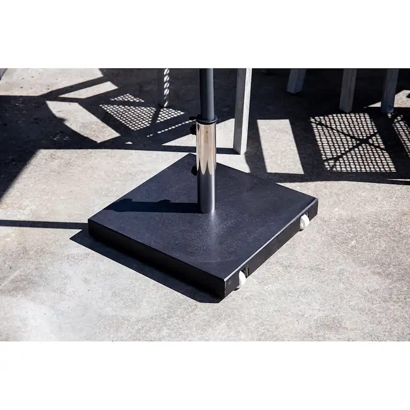 Stathera - Umbrella stone - Granite Svart