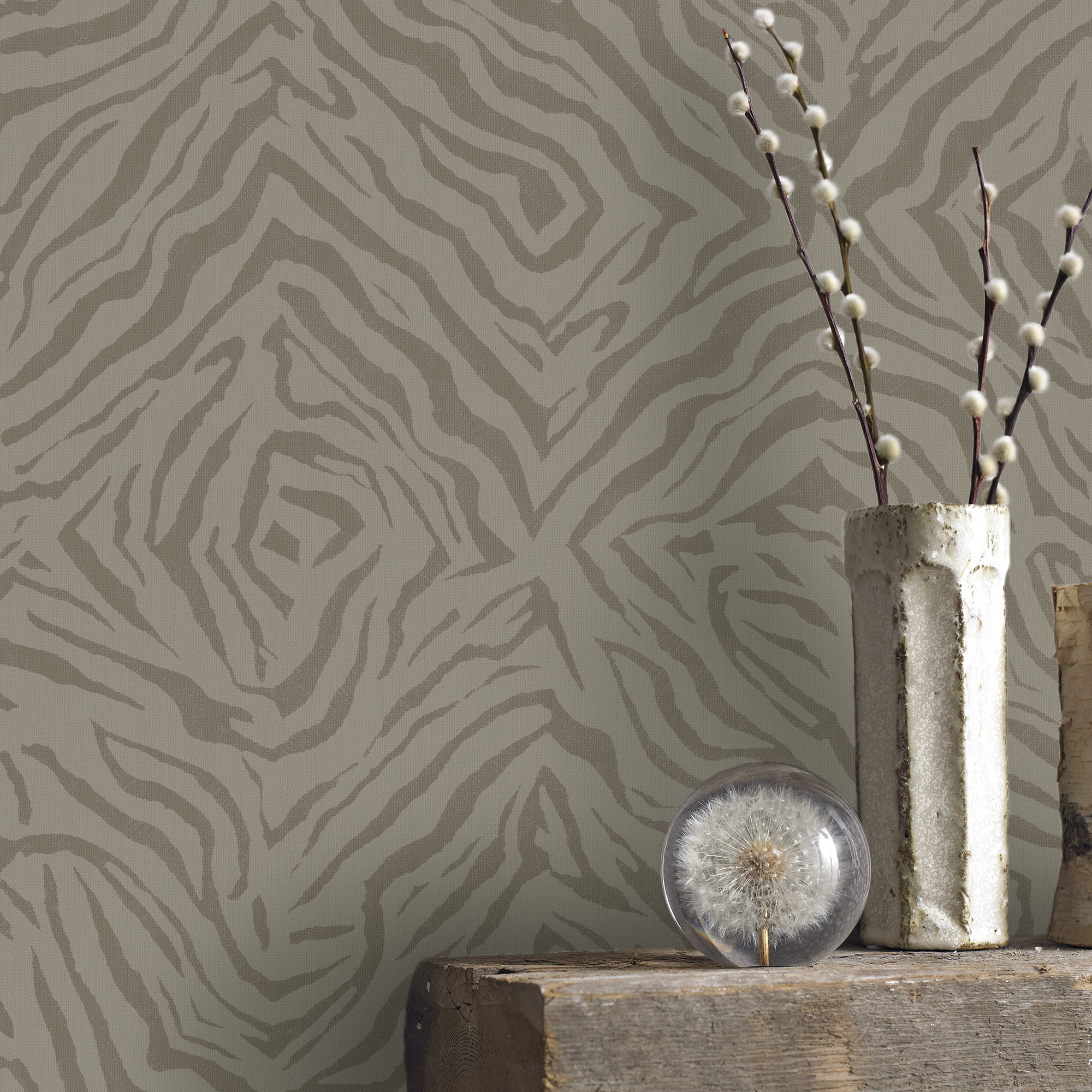 Tapet Superfresco Easy Zaya Warm Taupe 120987