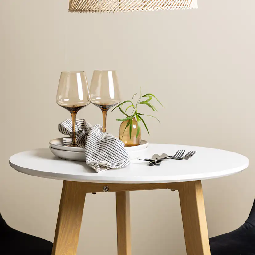 Matgrupp Venture Home Leonora Ø65 cm med 2 st Polar stolar