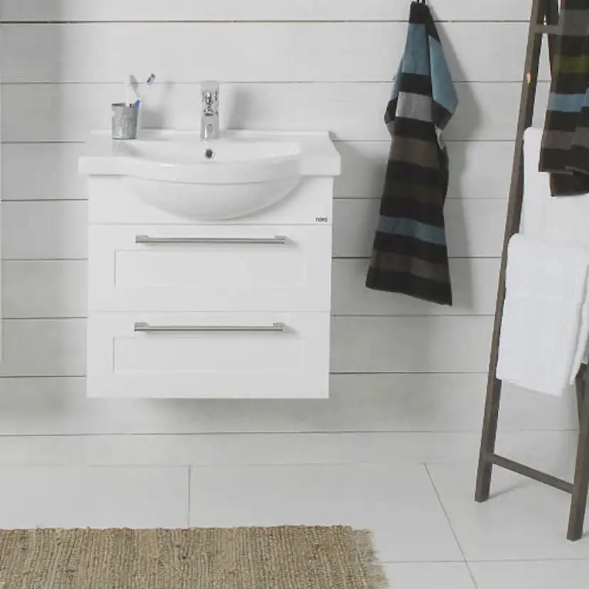 Möbelpaket Noro Newport 600 Matt Vit